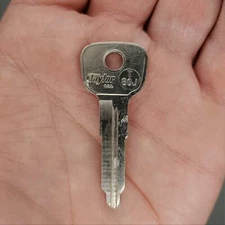 2x Taylor / Ilco T80J Key Blanks Fits Some Vintage Toyota Vehicles Nickel Plated