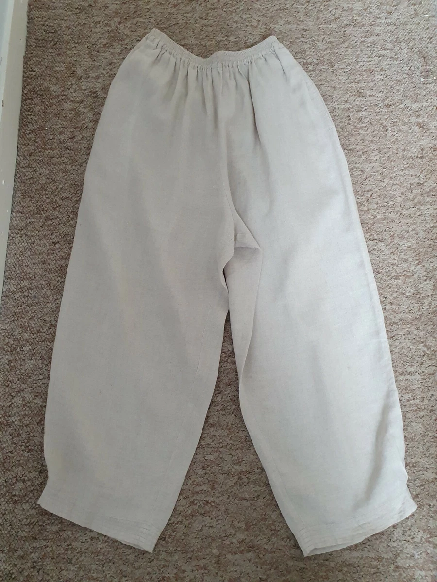 Cream cropped hotsell trousers uk