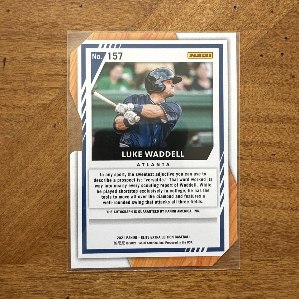 2021 ELITE EXTRA EDITION GOLD STATUS /10 AUTO LUKE WADDELL - Image 2 of 2