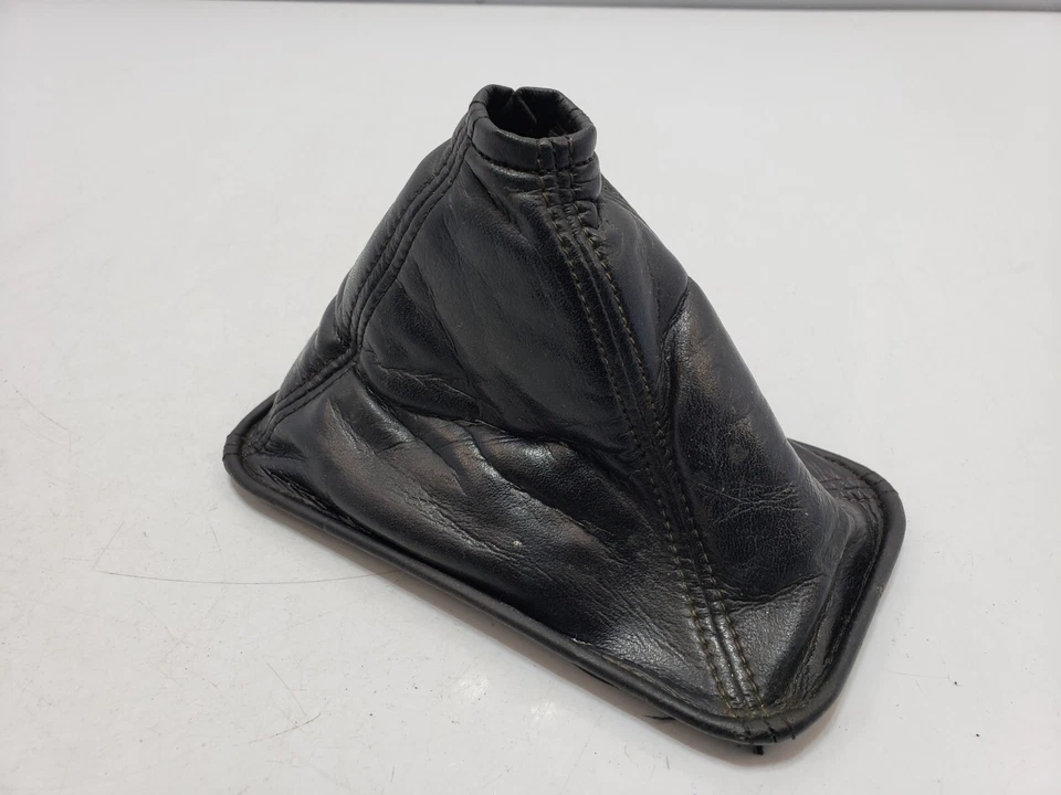 ✅ 1998-2007 OEM Toyota Land Cruiser J100 Auto Transmission AT Shifter Cover Boot - Image 3 of 4