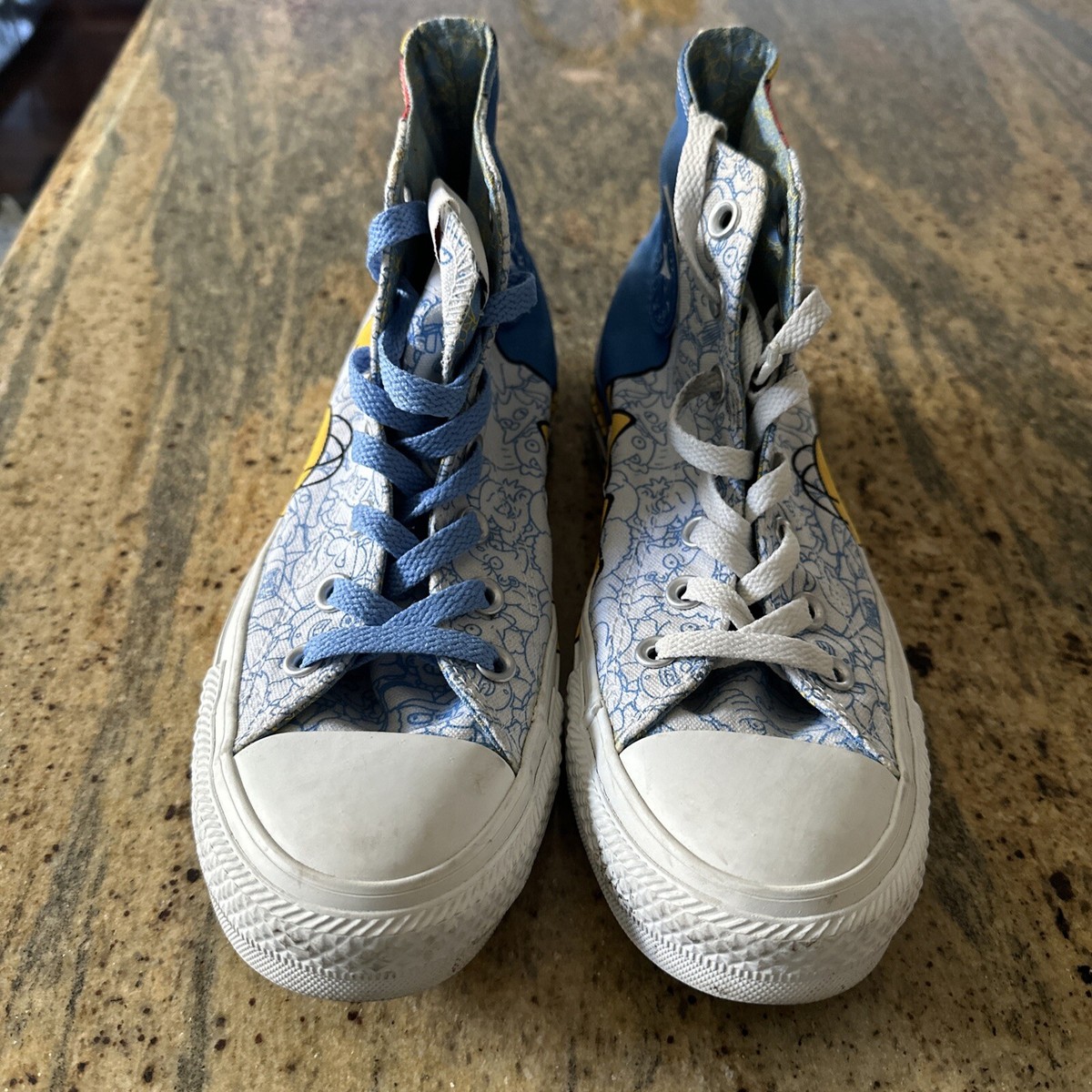 Size 6 - Converse Chuck Taylor All Star High x The Simpsons  display picture 1
