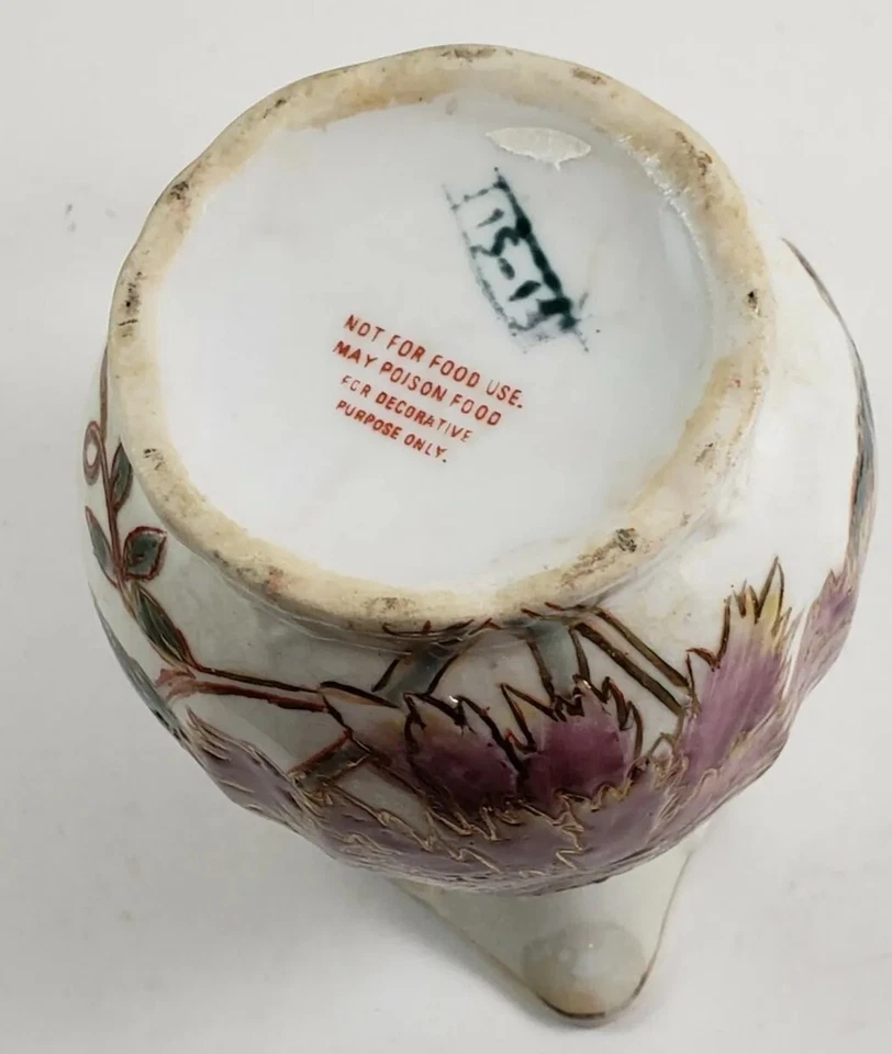 Jarrón floral decorativo Katani pintado a mano con contornos dorados con asa Foto 3 de 4