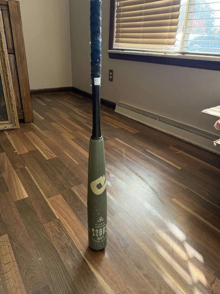 Bate de béisbol DeMarini the Goods 2021 33/30 verde militar Foto 3 de 4
