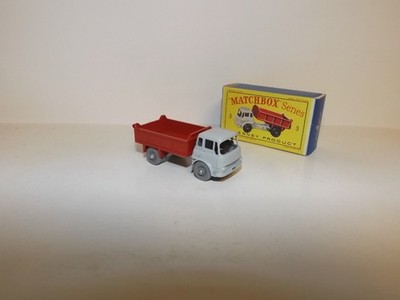 MATCHBOX REG. WHEEL NO. 3-B BEDFORD TIPPER TRUCK GRAY/RED HTF Fine GPW MIB