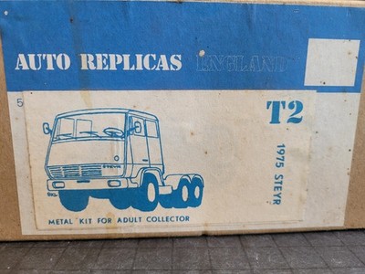 Auto Replicas Model Kit - T2 - 1975 Steyr