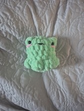 Crochet Amigurumi Pocket Frog