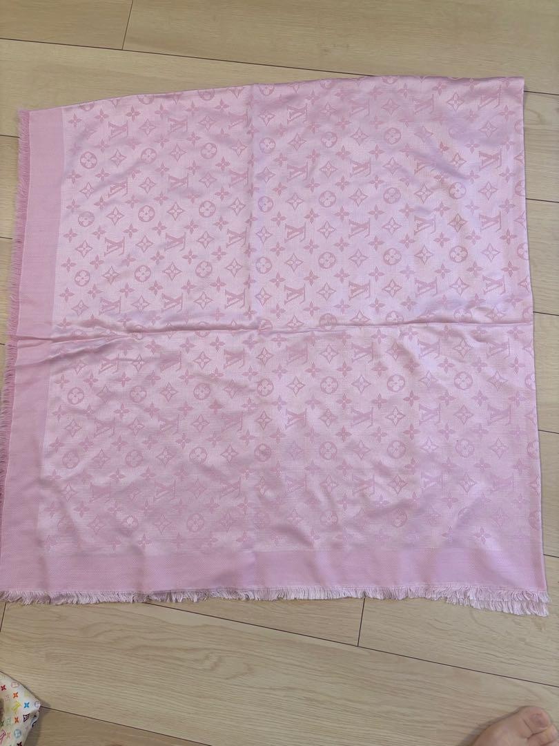 2019 Louis Vuitton Monogram Pink Shawl QOED0M