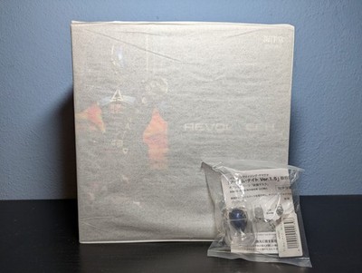 Amazing Yamaguchi/ Revoltech: Arkham Knight - Ver. 1.5 w/ Kaiyodo Store Bonus