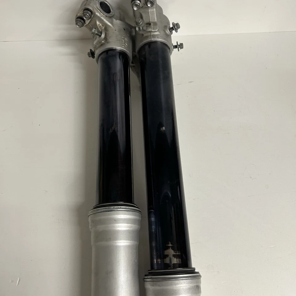 09-17 2016 KAWASAKI KX250F KX 250 F HORQUILLAS DELANTERAS AMORTIGUADORES PIERNA SUSPENSIÓN SHOWA SF Foto 4 de 4