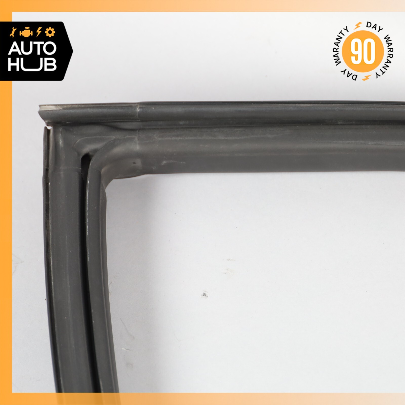 08-19 Maserati GranTurismo M145 Coupe Right Side Door Upper Seal Rubber OEM 61k
