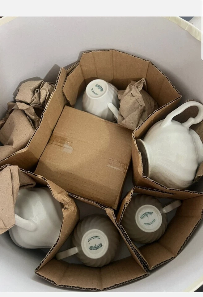 Tea Cup Set Johnson Bros. England Regency White  - Image 3 of 4