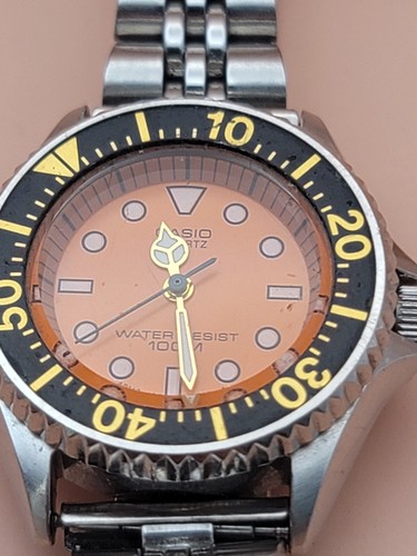 Casio Orange Quartz 100M Diver's Watch LQ351W Women's Watch Wristwatch - Picture 3 of 10