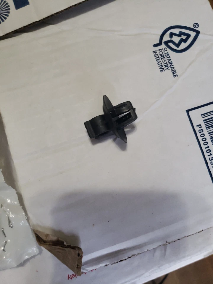 Jeep Wrangler, Patriot, Brújula, Dodge Caravan, Barra de Soporte de Capó de Viaje CLIP NUEVO OE Foto 3 de 3