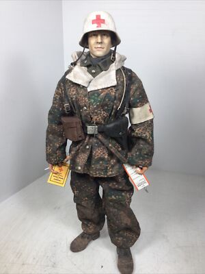 1/6 DRAGON CUSTOM BUILD GERMAN 3RD SS FIELD MEDIC EASTERN FRONT P
