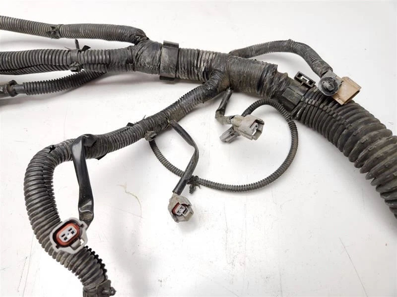 Arnés de cables Nissan Titan 2012-2015 motor 5,6 L OEM 240119FM0A Foto 4 de 4