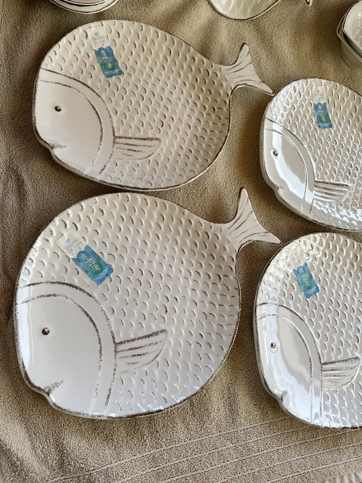 Sigrid Olsen Large Melamine Fish Shaped Dinner Plates, Divided Tray