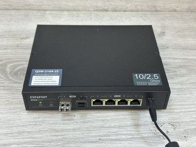 QNAP QSW-2104-2S - 2,5gbE + 10gbE Switch - 2 x 10 Gigabit SFP+ + 4 x 2.5GBase-T