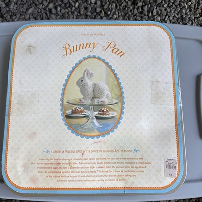 Williams Sonoma Nordic Ware Bunny Cake Pan Easter 9.5 Cups 