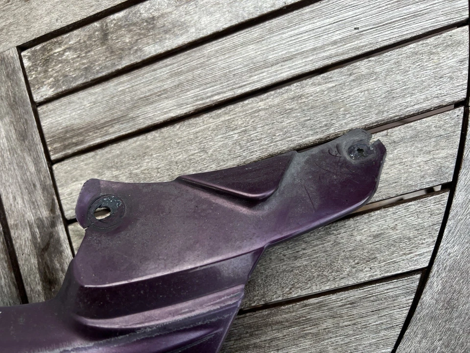 Оригинальная передняя решетка для Chrysler PT Cruiser 2001 2002 2003 2004 2005 годов выпуска - Изображение 2 из 4