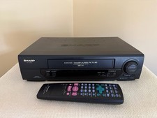Reproductor Grabador VHS VCR Sharp VC-A582U de 4 Cabezales Probado Funciona con Control Remoto Original
