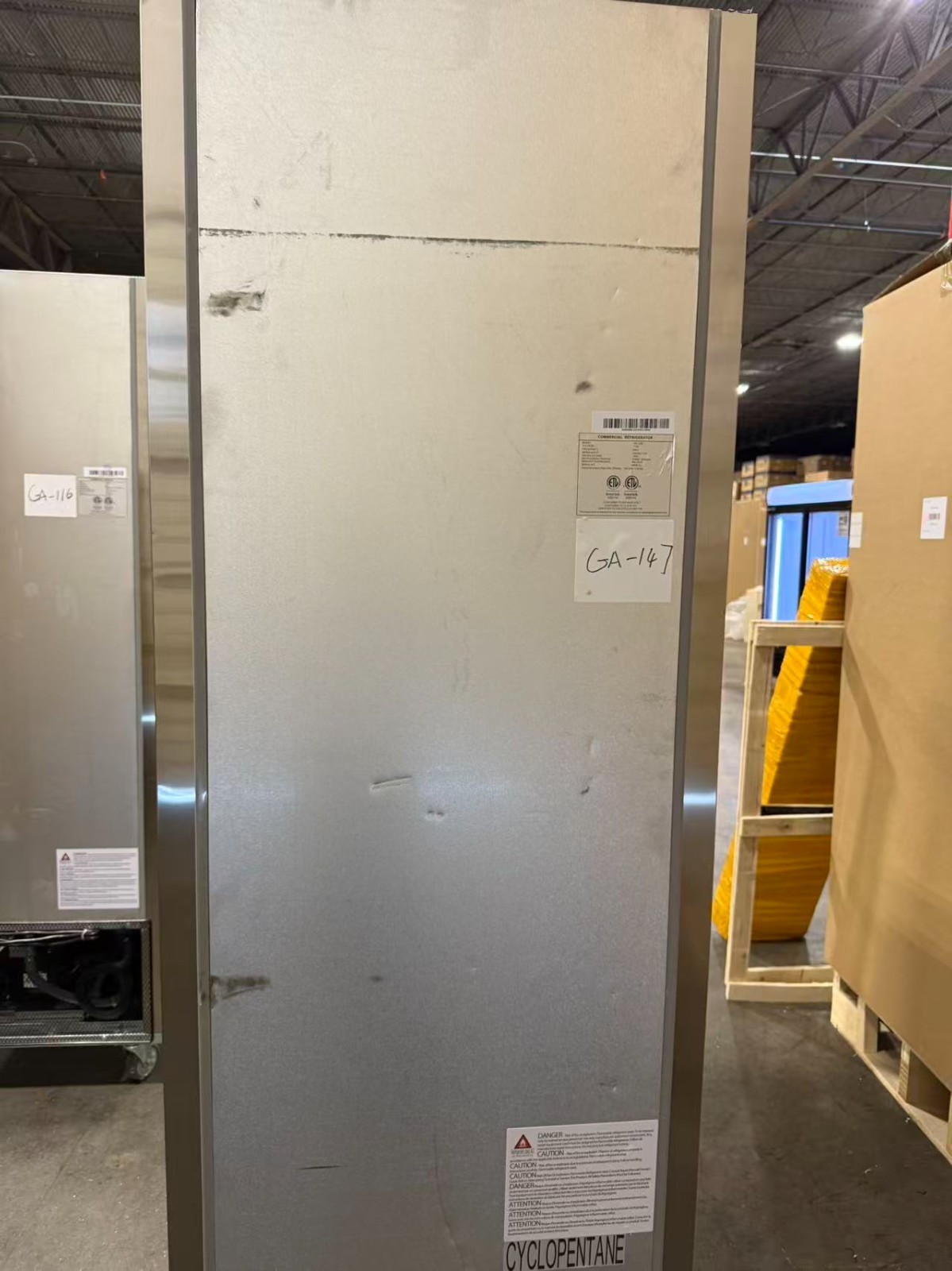 WESTLAKE 27" Commercial Upright Freezer 1 Door 23 Cu.ft Reach-In – Dents