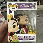 Funko Pop Queen of Hearts #234 Alice wonderland Disney hot topic exclusive