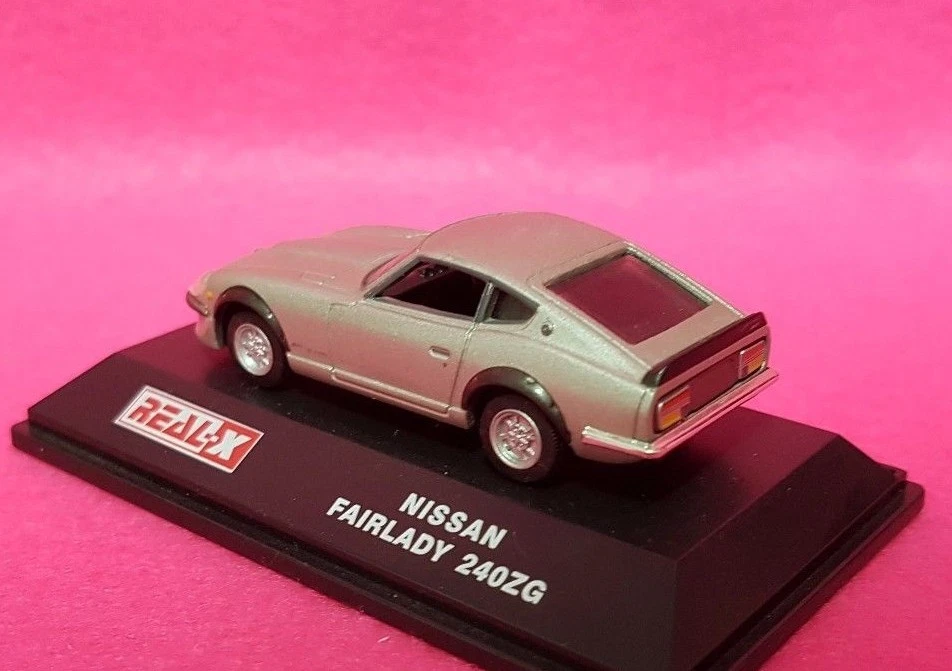 Modelo de coche fundido a presión 1/72 Real-X NISSAN FAIRLADY Z 240ZG PLATEADO Foto 3 de 3