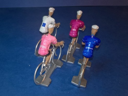 Lot de 4 cyclistes Giro