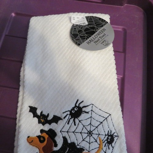 (1) Haunting Halloween Dachshund Kitchen Towel - Spider Web Bat Zorro NWT - Picture 4 of 4