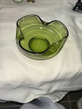Anchor Hocking Mid-Century Modern Avocado Green Glass Chip Bowl Vintage 60s 70s