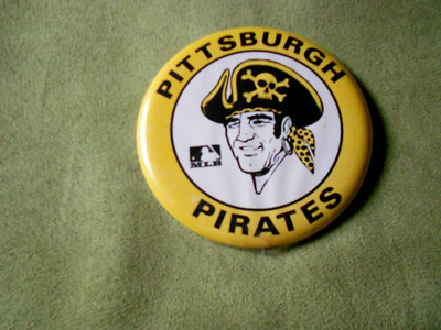 PITTSBURGH PIRATES BUTTON-PIN VINTAGE 3 1/2--AUTHENTIC | eBay
