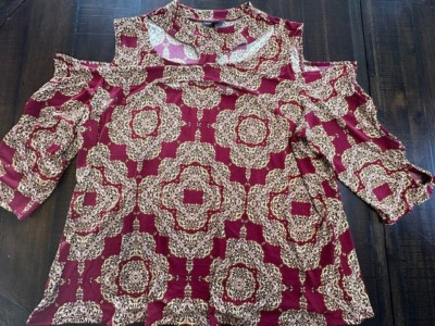 BOLD ELEMENTS sz 3X TOP KEYHOLE COLD SHOULDER PULL OVER STRETCH TOP