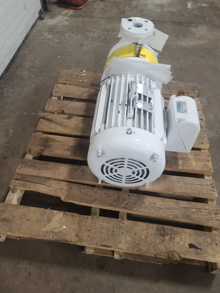 Bomba centrífuga autocebante Gusher PSI RCL2x3-8SEH-CC-A 30 HP 2x3-8 RPE27107 Foto 4 de 4