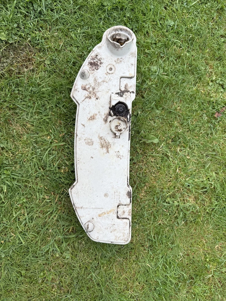 Stihl Petrol Fuel Tanks X 5 (Chainsaw / Strimmer / Blower) - Image 4 of 4