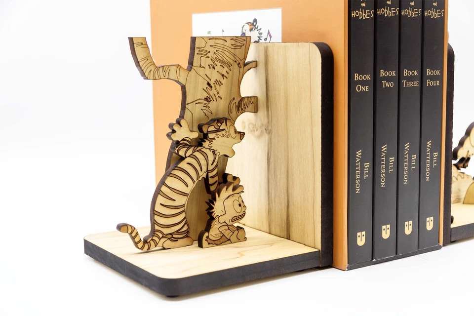 Sujetalibros de madera Boy and his Tiger Snow Day Killer Snowgoons Foto 2 de 4