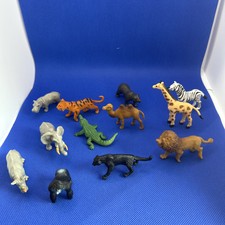 Safari Zoo Animals Lot of 12 Wildlife Jungle Figures Toy Educational Plastic