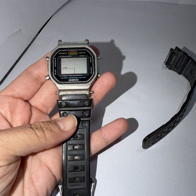 Vintage Casio G-Shock DW-5600 Module 901 Japan H Screw Back
