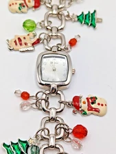 Geneva Platinum Quartz Watch Christmas Charm Bracelet Silver Tone New Battery