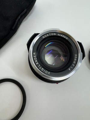 Voigtländer Nokton Classic 35mm f/1.4 MC VM für Leica M + Zubehörpaket