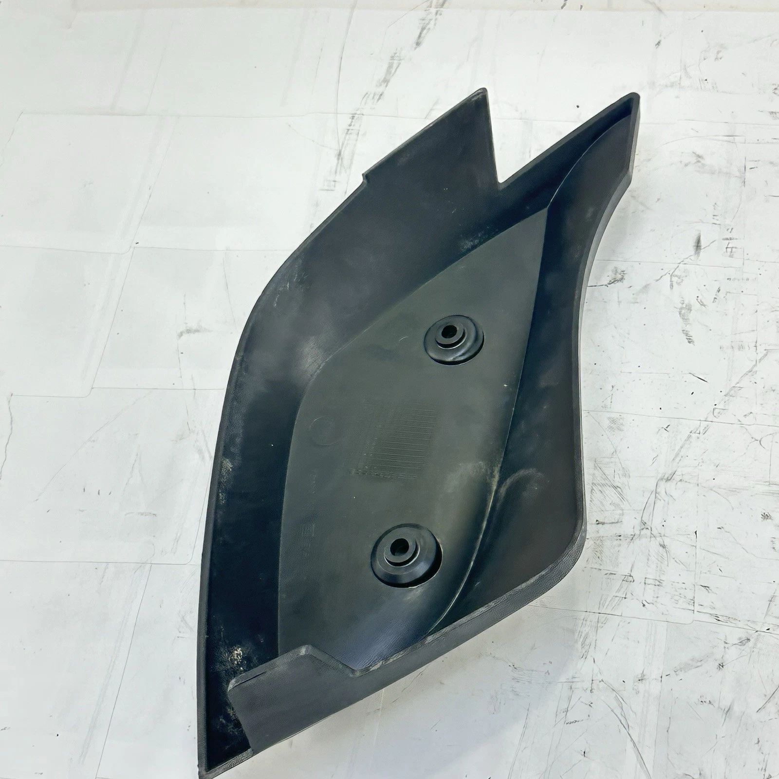 2012 CAN-AM SPYDER RT-S SE5 BELT GUARD DRIVER LEFT SIDE COVER TRIM PANEL PLASTIC