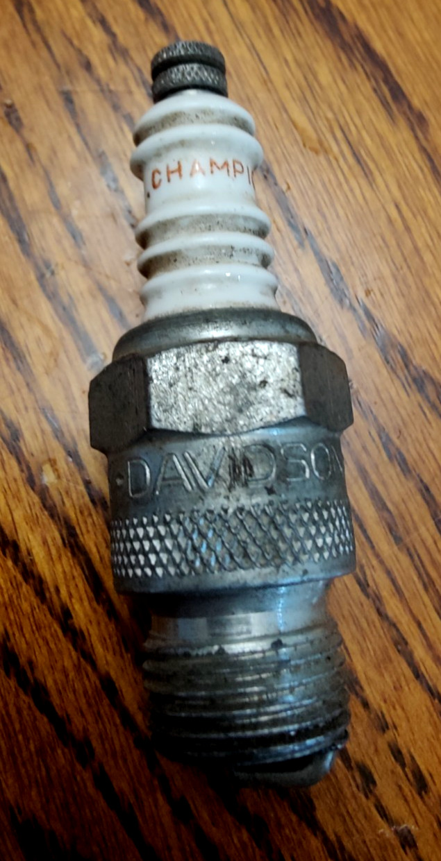 Harley-Davidson 4A Champion Spark Plug