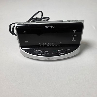 Sony Dream Machine Alarm Clock Silver AM FM Radio Large Digital Display ICF-C492