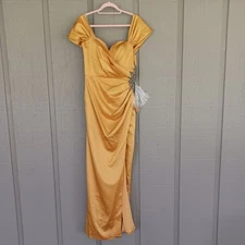 Dressing Room Beaded Safran Dress Gown Size 2 Mother Of Bride