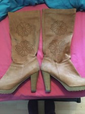 Ladies Long Like  Suede High Boots Size 5