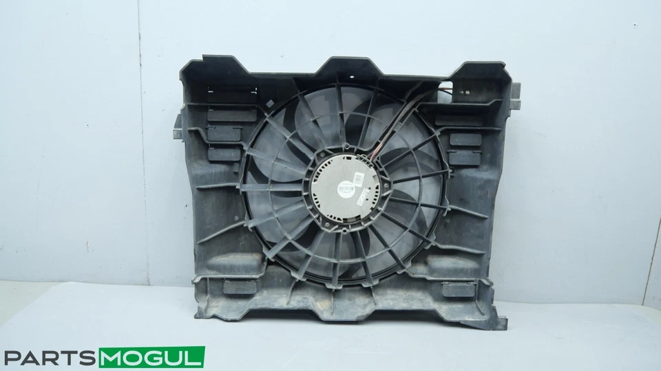 2011 LAND ROVER RANGE ROVER HSE VENTILADOR DE REFRIGERAÇÃO RADIADOR AH42-19E735-AB FABRICANTE DE EQUIPAMENTO ORIGINAL. - Imagem 4 de 4