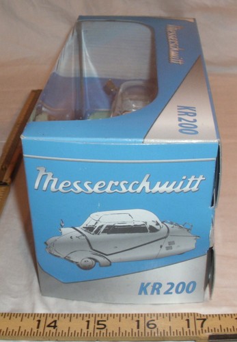 MESSERSCHMITT KR200 MICRO CAR DIECAST MODEL GOLLNEST & KIESEL BOXED - Picture 2 of 3