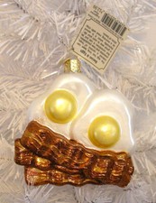 2015 BACON AND EGGS - OLD WORLD CHRISTMAS - GLASS ORNAMENT - NEW W/TAG 32210
