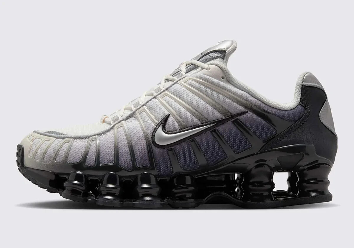 靴 Nike Women's Shox TL Black 27cm Nike Wmns Shox TL Total Black Women Unisex Running Shoes