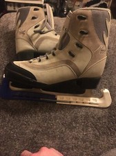 Vintage CCM Alpine Ice Figure Skates Size 5 With Skate Guards