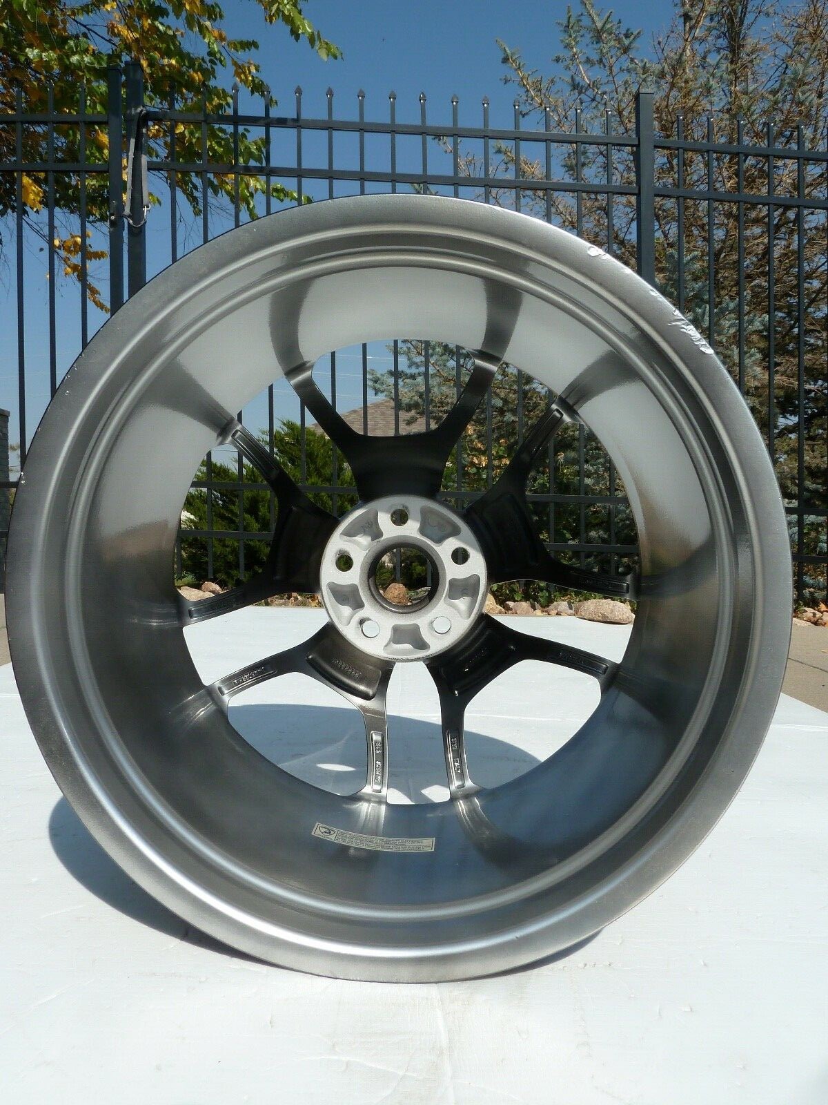 LAMBORGHINI HURACAN FACTORY GIANO OEM WHEEL REAR RIM SILVER REFURBISHED